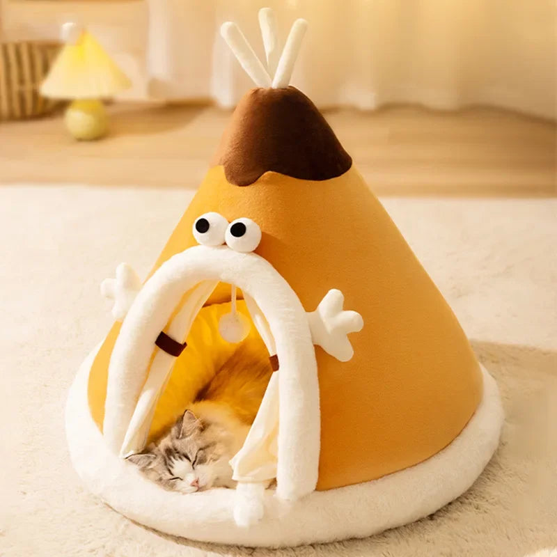 In Autumn and Winter, Cats Stay Warm and Have Thick Tents. Cat's Nest, Small Dog's Cute Triangle Dog's Nest, Pet's Nest