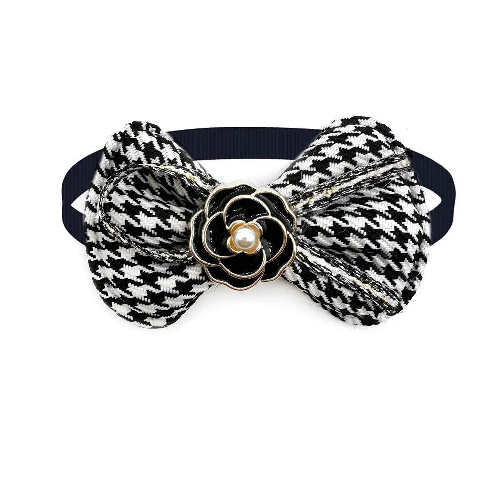 50pcs Delicate Pet Dog Bow Ties Flowers Style Small Dog Bowties Collar Doggy Neckties Dog Grooming Bows Pet Accessories